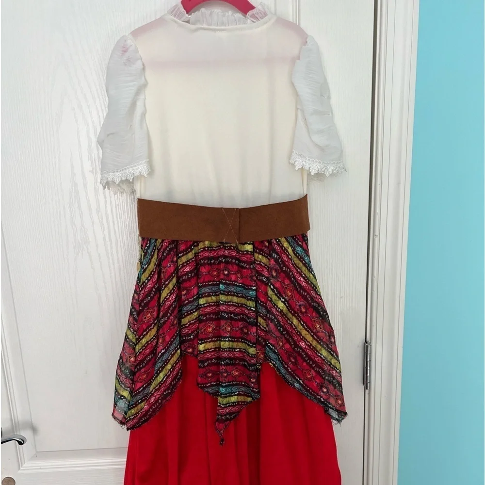 Princess Elena costume, size 10Y, great condition
